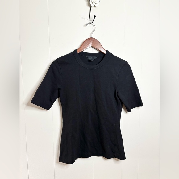 Club Monaco black crewneck 1/2 sleeve stretch t shirt size SM - Picture 1 of 3